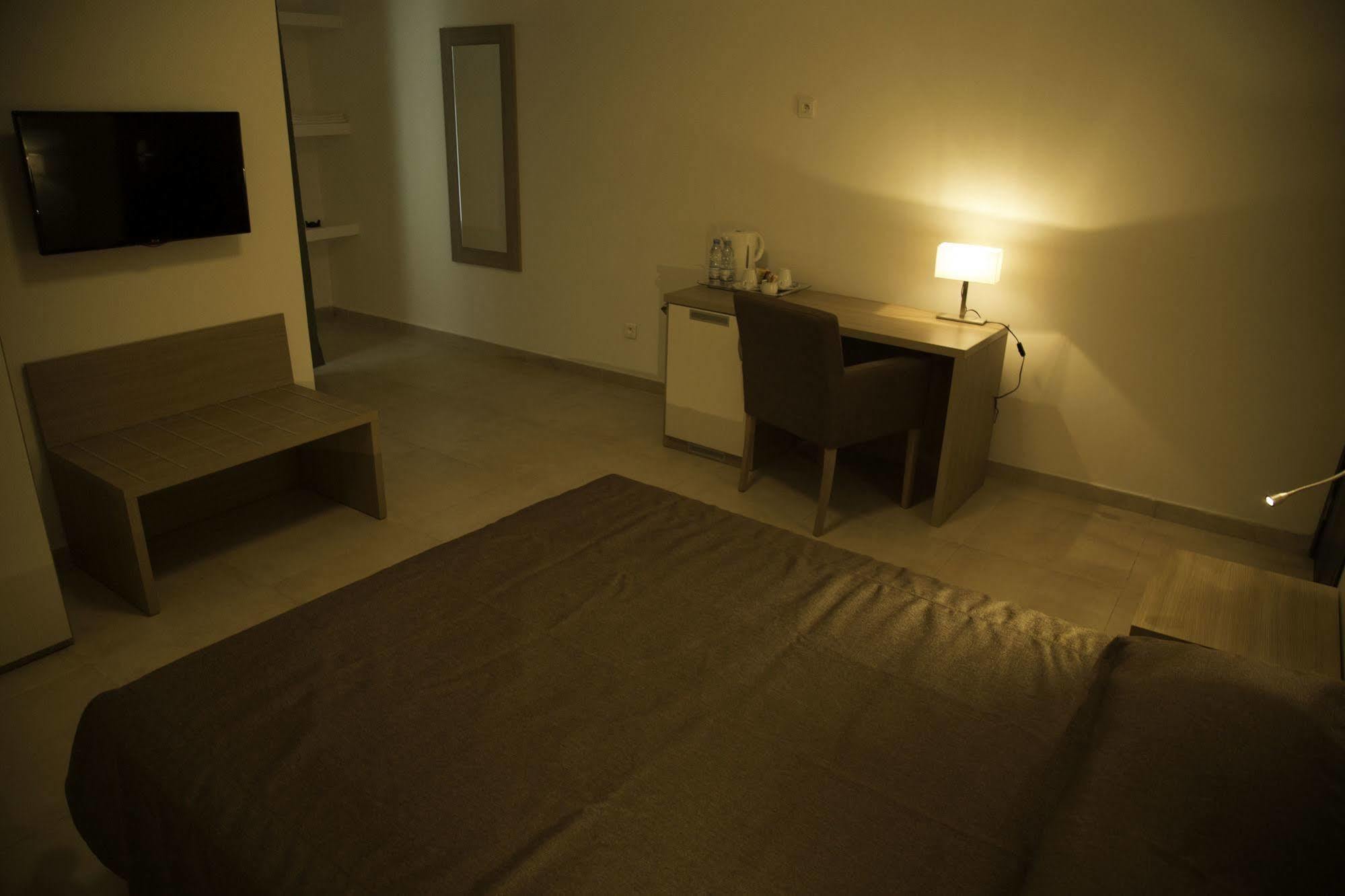 Residence Achenbach アビジャン エクステリア 写真