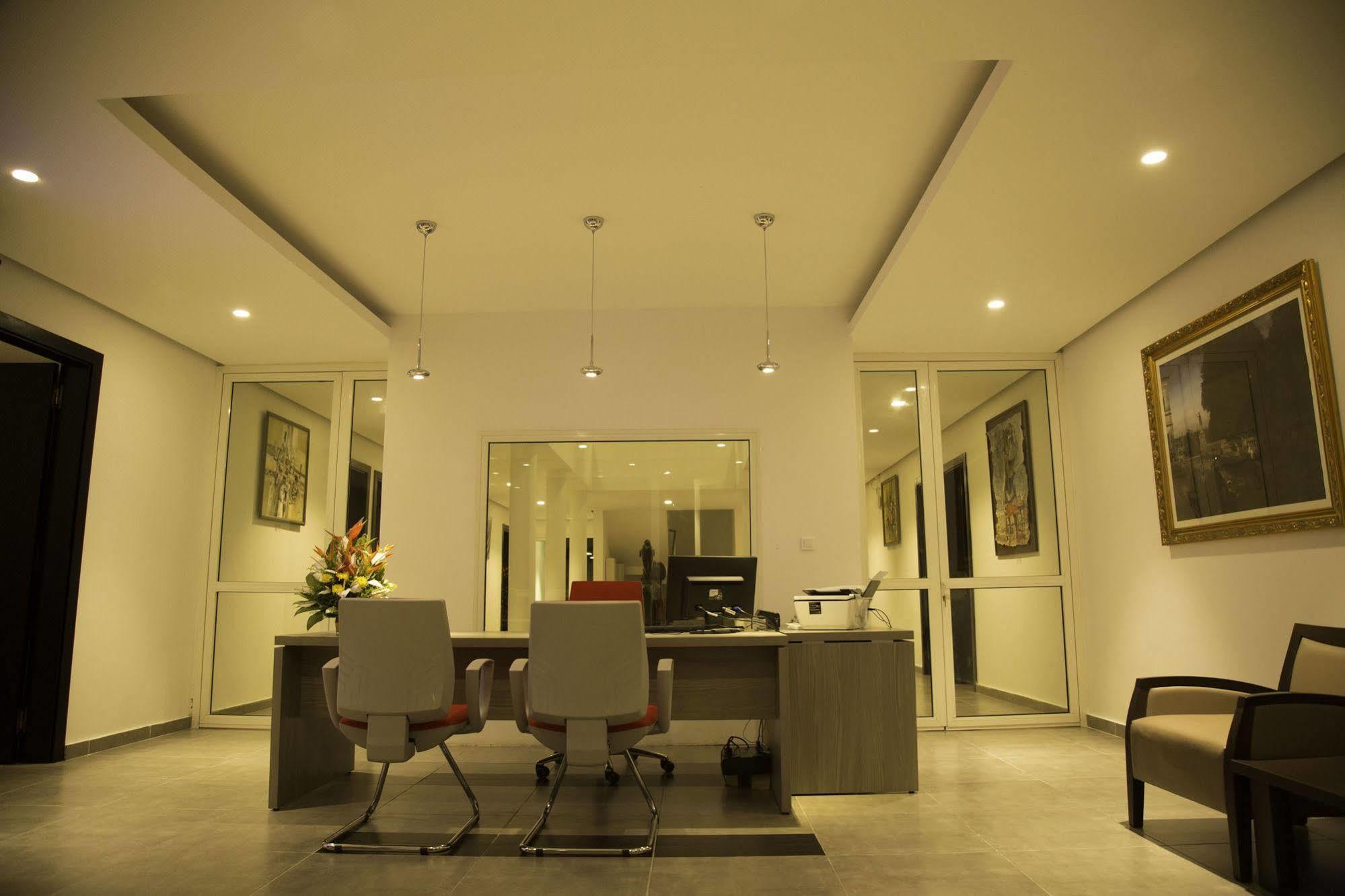 Residence Achenbach アビジャン エクステリア 写真
